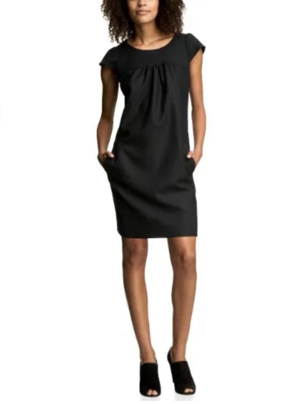 Calvin Klein Classic Black Cap-Sleeve Shift Dress - Women
